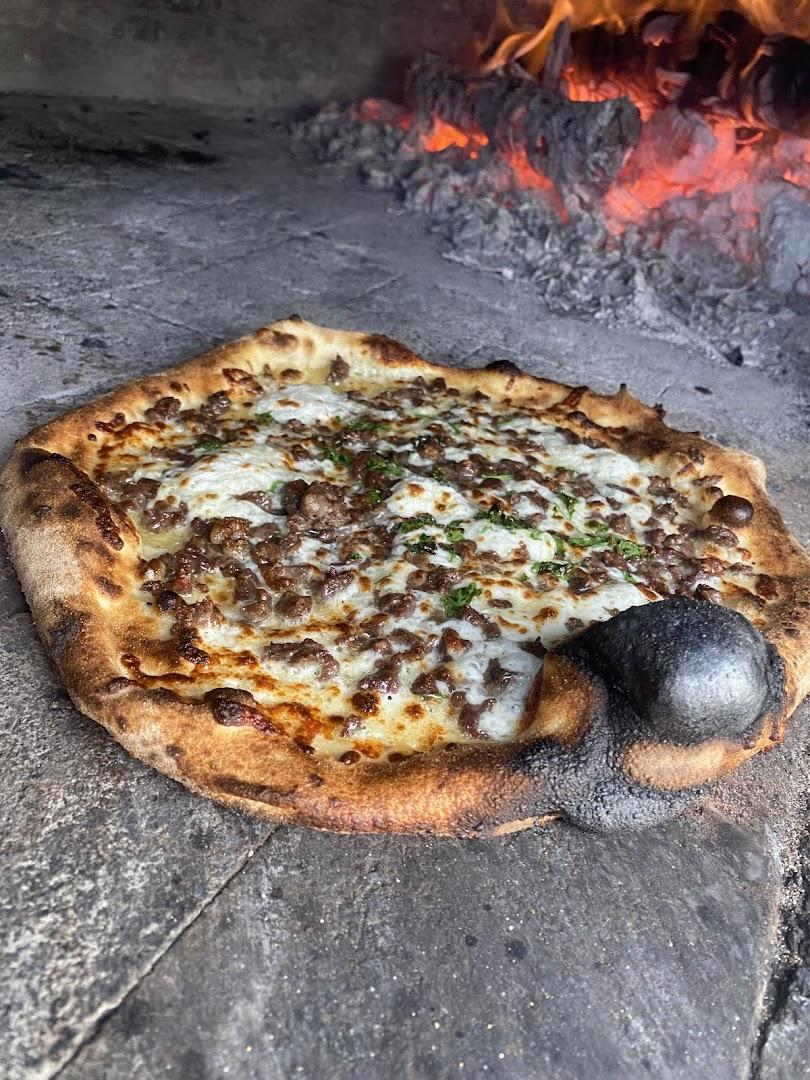 Family joint pizza